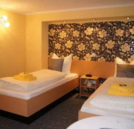 בית הארחה Hotel-pension Haus Neustadt ברמן